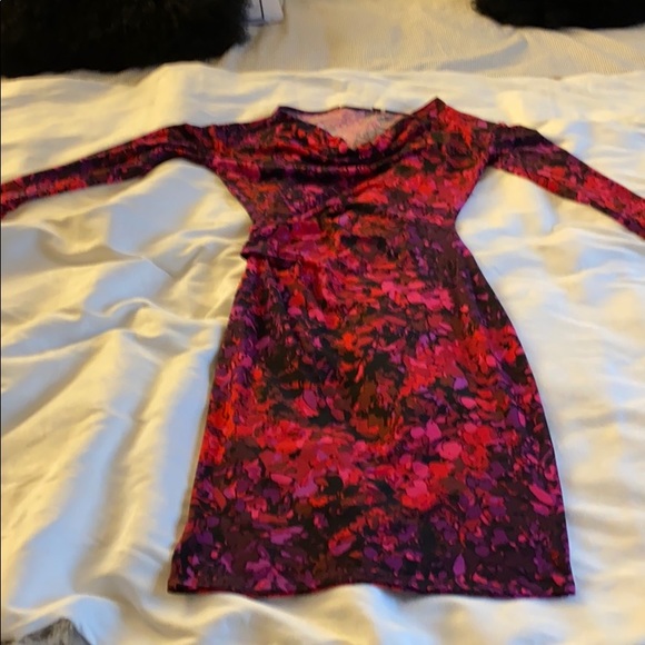 Gorgeous Tahari dress - Picture 3 of 7